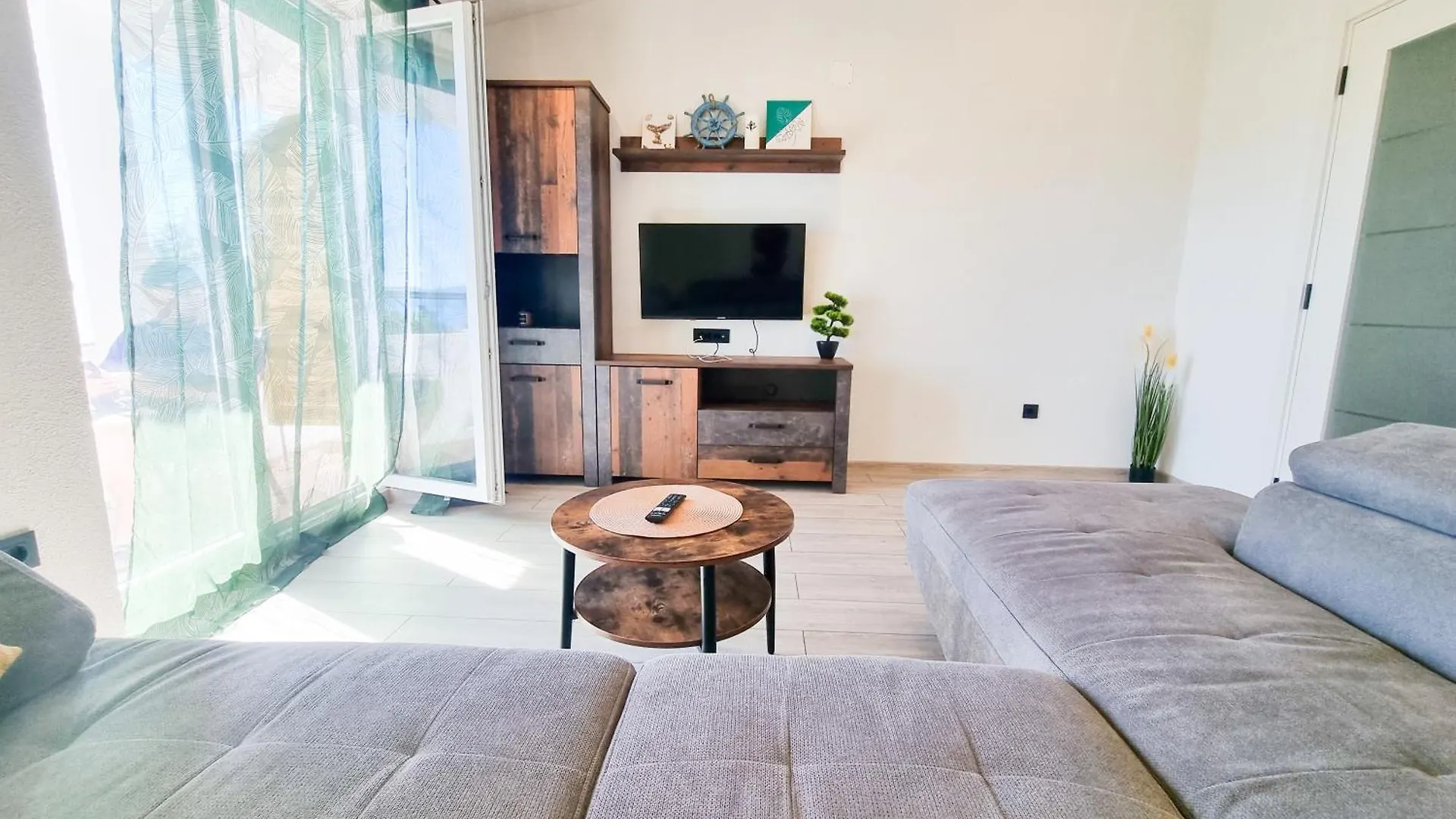 Apartment Apartmani 1 Pinezici